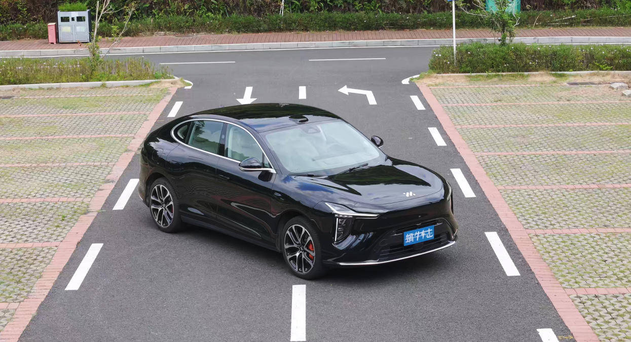 為啥增程車銷量都好,是因為純電續(xù)航長比插混更適合家用嗎?