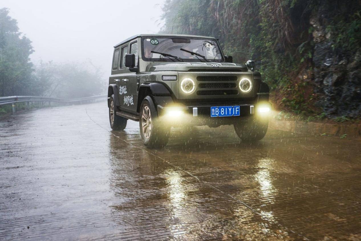 不是復古 而是回到越野本能212 T01柴油版試駕