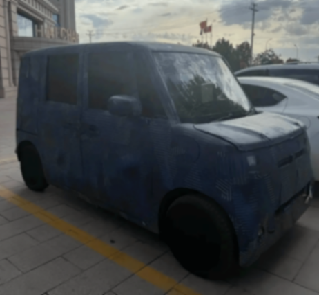 比亞迪K-Car實車圖曝光,采用側滑門設計,要搶豐田飯碗?