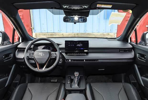 新款卡羅拉銳放9.68萬(wàn)元起售 內(nèi)外煥新登場(chǎng)