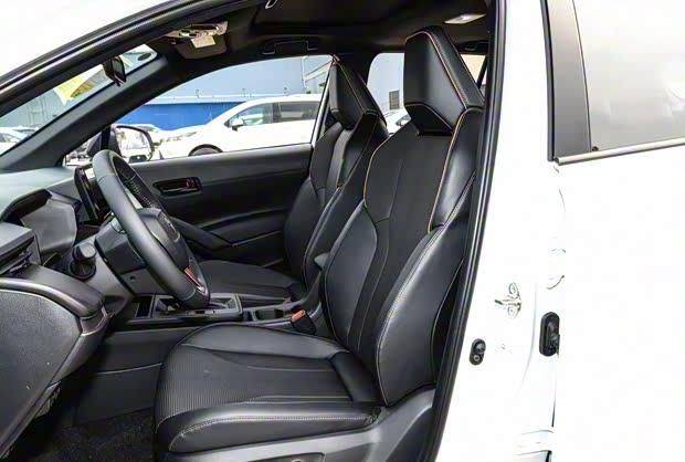 新款卡羅拉銳放9.68萬(wàn)元起售 內(nèi)外煥新登場(chǎng)