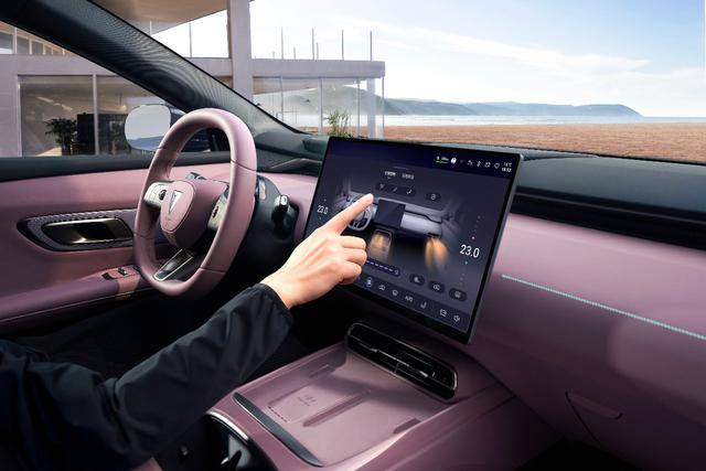 深藍L06全球預售:20萬級電動轎跑 激光雷達+磁流變懸架引領未來