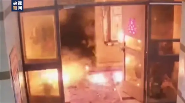 亂停電動車拒不改正最高罰1萬元 消防處罰新規今日實施 亂停電動車拒不改正最高罰1萬元!消防處罰新規今日實施