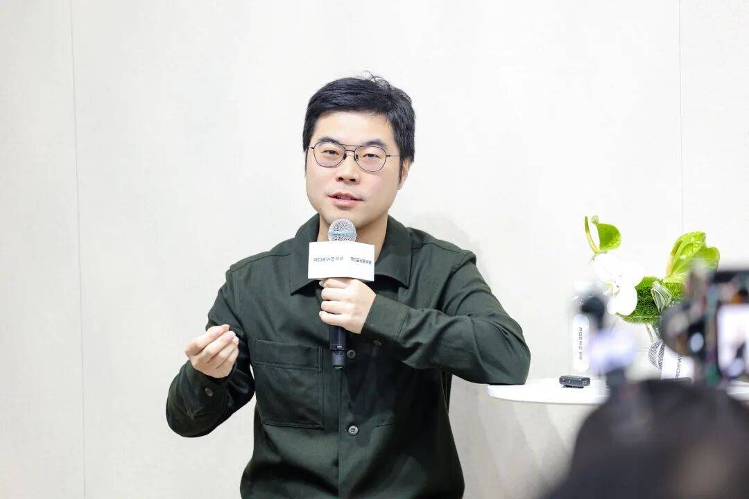 明年車市“非常痛苦”,張亮如何帶領榮威以價值戰破局?