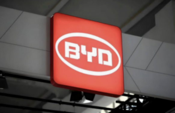 比亞迪秦MAX最大續航630km,就問你敢入手嗎?