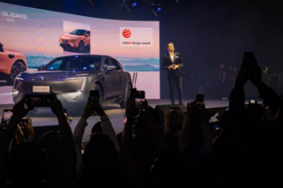 阿維塔交出全年答卷,年銷超12萬輛連續(xù)10個(gè)月破萬