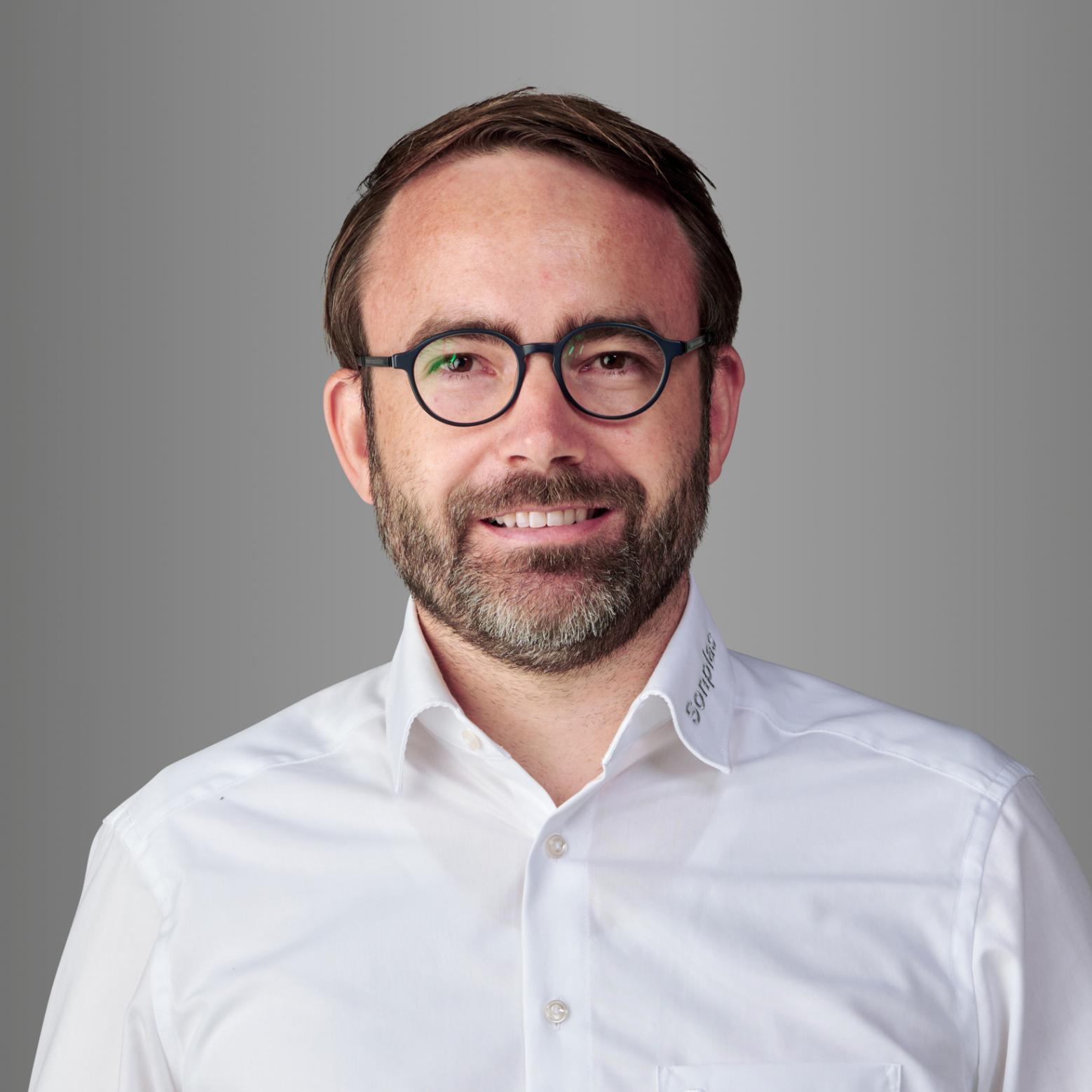 燃油車沒落了？桑普拉斯：產(chǎn)業(yè)無夕陽，極致有市場