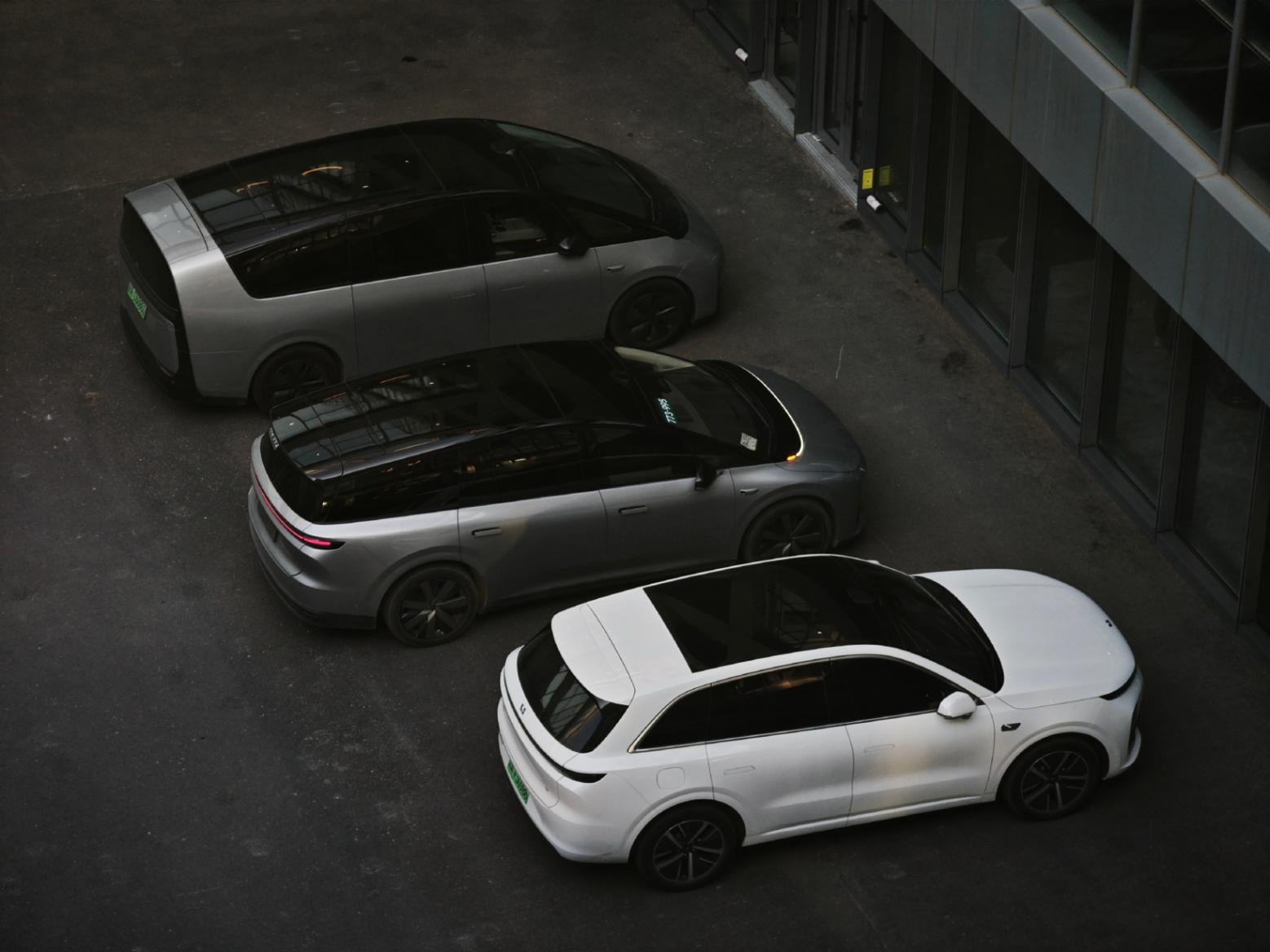 理想用兩小時，追趕AI&ldquo;最后一班車&rdquo;