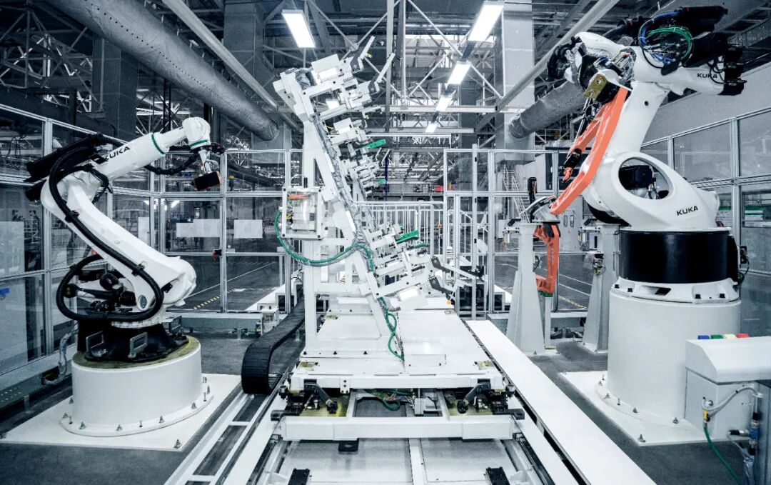 小鵬匯天陸地航母飛行器批量試產(chǎn)下線